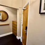 Haywra By Funished - Business - Relocating Appartement *