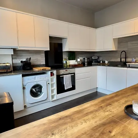 Haywra By Funished - Business - Relocating * הרוגייט