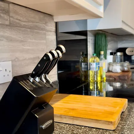 - Business - Relocating Apartment